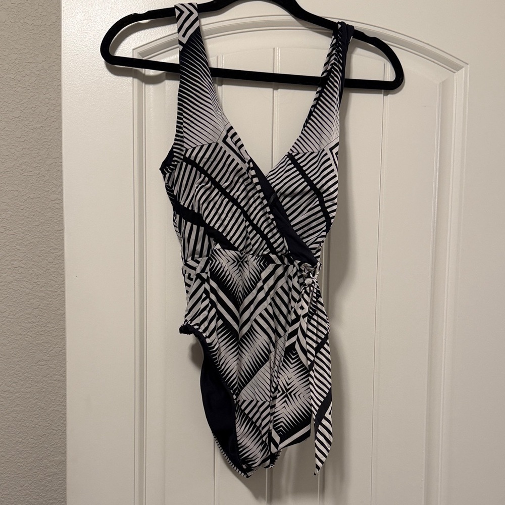 Black and White Women Swim One Piece